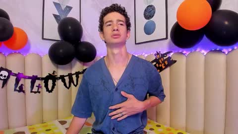 sasha_blazes online show from October 24, 4:14 am