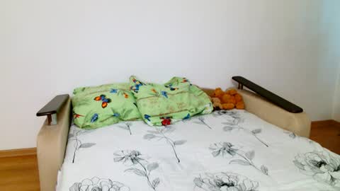 sasha_calvin online show from June 18, 7:19 pm
