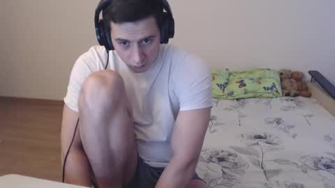 Snapshot of sasha_calvin chatting on October 8, 5:45 am sasha_calvin online show from October 8, 5:45 am