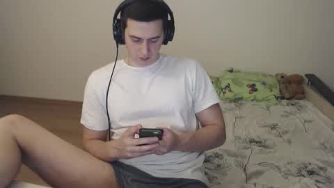 Snapshot of sasha_calvin chatting on October 1, 8:57 pm sasha_calvin online show from October 1, 8:57 pm