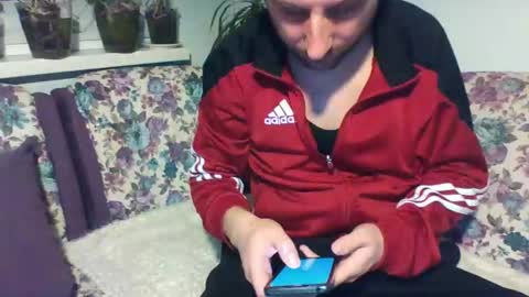 Snapshot of sasko877 chatting on February 7, 12:42 am sasko877 online show from February 7, 12:42 am