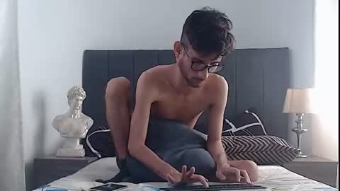 sasuke_bigcock online show from July 28, 2:05 pm