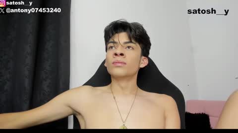 satosh_y online show from January 23, 2:33 am