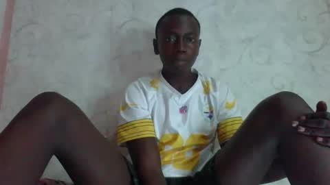 Snapshot of saylich chatting on October 30, 6:37 am saylich online show from October 30, 6:37 am