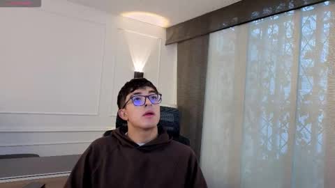 Sayron online show from November 18, 11:58 am