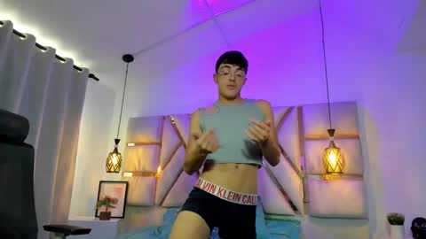 Sayron online show from December 2, 12:30 pm