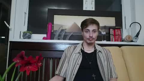 Snapshot of scaleslayer chatting on February 23, 5:57 pm Mike online show from February 23, 5:57 pm