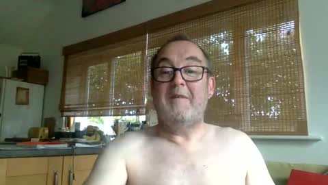 Snapshot of scbiggersballs chatting on October 7, 7:23 am scbiggersballs online show from October 7, 7:23 am