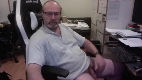 schief6218 online show from March 14, 1:45 am