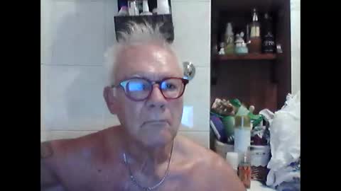 schizzodoro online show from September 15, 4:14 am
