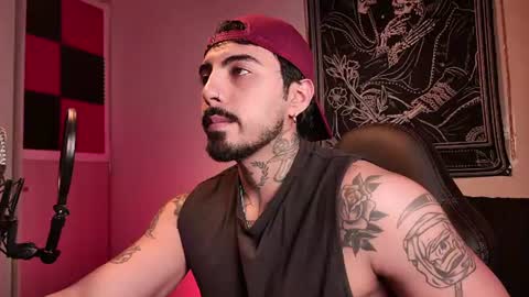 Alejandro help me to reach 200 thumps up online show from June 14, 2:20 am