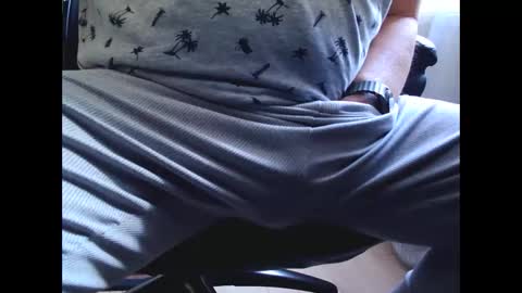 z1cpl38 online show from March 23, 1:06 pm