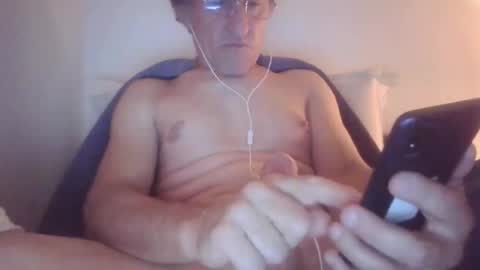 scotchwhieskie online show from October 13, 11:33 pm