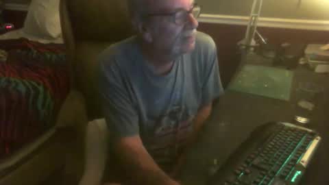 scotsman_62 online show from March 28, 7:08 am