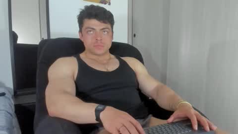 Snapshot of scott__miller chatting on October 31, 3:30 am scott__miller online show from October 31, 3:30 am