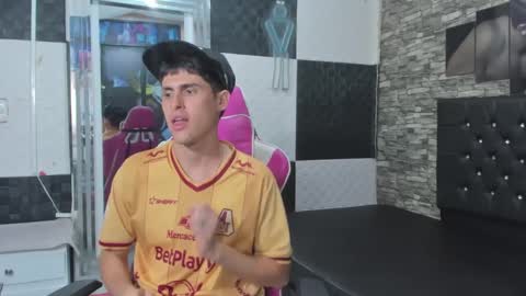 Snapshot of scott_fosterx chatting on September 25, 12:26 pm scott fosterx online show from September 25, 12:26 pm