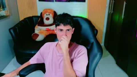 Snapshot of scott_fosterx chatting on October 5, 1:15 pm scott fosterx online show from October 5, 1:15 pm