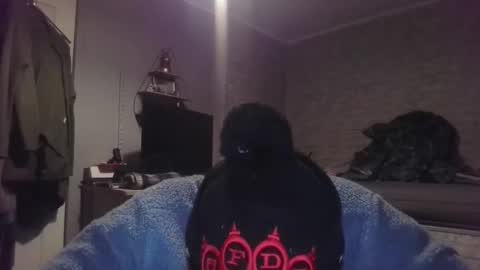 Richard James online show from April 15, 11:15 pm