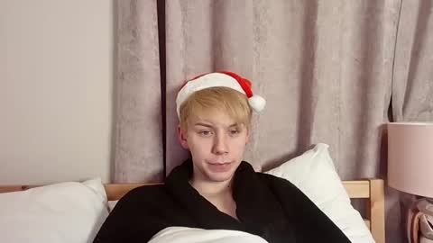 danny online show from December 22, 1:47 am