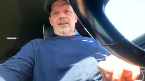 scottj603603 online show from April 23, 5:04 pm