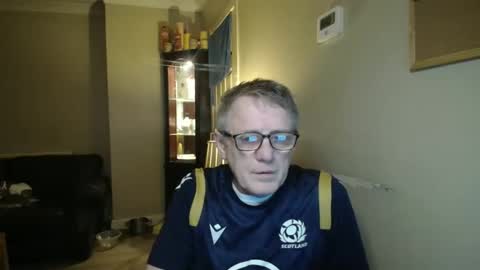 James online show from April 14, 9:36 pm