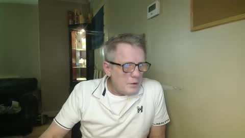 James online show from April 5, 7:32 pm