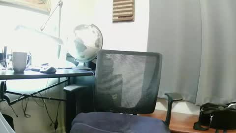 Snapshot of scotty52838 chatting on March 5, 2:25 am scotty52838 online show from March 5, 2:25 am