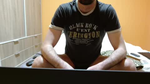 Snapshot of scotty_98 chatting on January 31, 4:06 pm scotty_98 online show from January 31, 4:06 pm