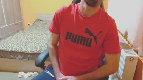 Snapshot of scotty_98 chatting on January 27, 6:20 pm scotty_98 online show from January 27, 6:20 pm