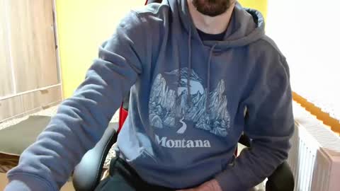 Snapshot of scotty_98 chatting on January 2, 7:07 pm scotty_98 online show from January 2, 7:07 pm