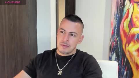 Snapshot of scotty_music chatting on October 30, 1:30 am Ricardo online show from October 30, 1:30 am