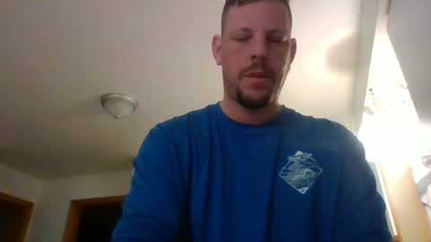 Snapshot of scottydoesntknow0 chatting on January 16, 2:19 am scottydoesntknow0 online show from January 16, 2:19 am