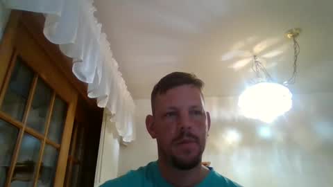 Snapshot of scottydoesntknow0 chatting on December 12, 2:37 am scottydoesntknow0 online show from December 12, 2:37 am