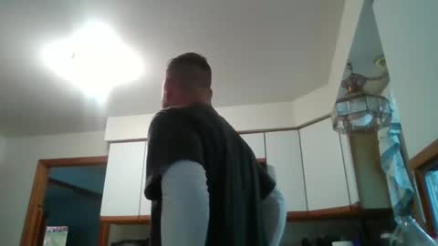 Snapshot of scottydoesntknow0 chatting on January 18, 9:55 pm scottydoesntknow0 online show from January 18, 9:55 pm