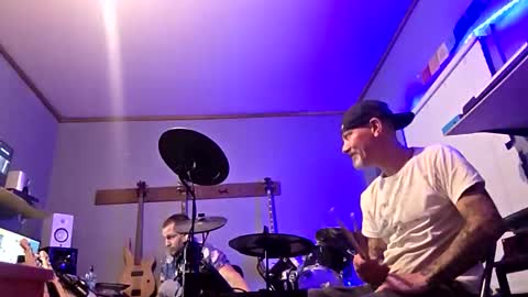 screwnutandbolte online show from March 18, 11:02 am