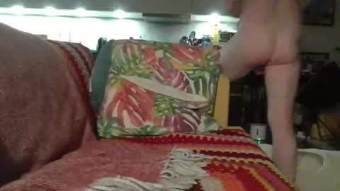 scruffy_london online show from February 14, 1:11 am