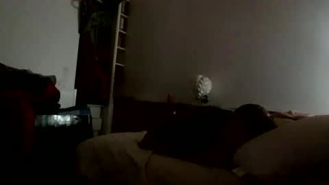 Snapshot of scubi007 chatting on October 7, 2:48 am scubi007 online show from October 7, 2:48 am