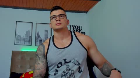Sean Carrera online show from December 5, 8:13 pm