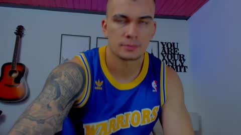 Sean Carrera online show from January 3, 11:25 am