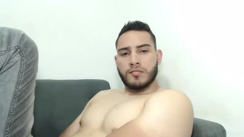 Snapshot of seank_noszka chatting on February 6, 8:23 pm seank_noszka online show from February 6, 8:23 pm