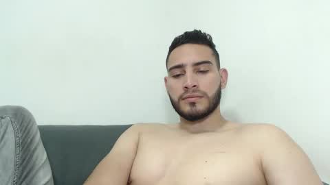 Snapshot of seank_noszka chatting on January 6, 8:39 pm seank_noszka online show from January 6, 8:39 pm