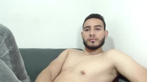 Snapshot of seank_noszka chatting on December 3, 10:29 pm seank_noszka online show from December 3, 10:29 pm