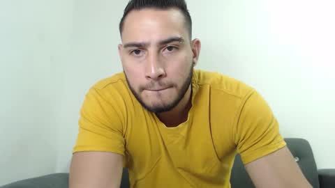 seank_noszka online show from December 5, 6:59 pm