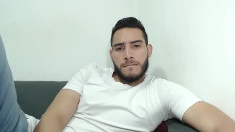 Snapshot of seank_noszka chatting on December 8, 10:03 pm seank_noszka online show from December 8, 10:03 pm