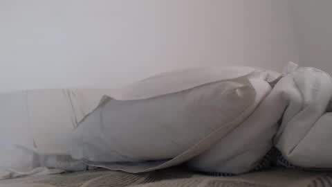 Snapshot of seanpablosanz chatting on March 11, 11:44 am Sean pablo Sanz online show from March 11, 11:44 am