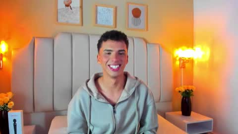 Sean online show from October 28, 4:26 am