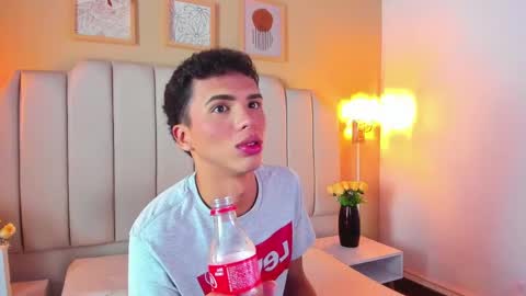 Sean online show from October 22, 4:05 am