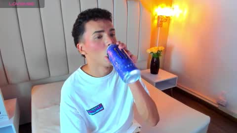 Sean online show from November 4, 3:51 am