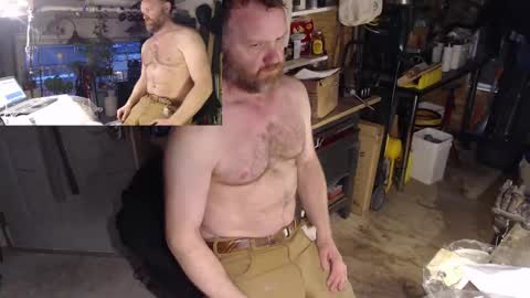 Snapshot of seattlemanwhore chatting on February 23, 3:05 pm Seattlemanwhore online show from February 23, 3:05 pm