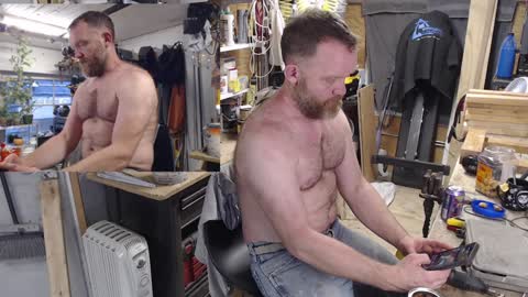 Snapshot of seattlemanwhore chatting on December 8, 8:15 pm Seattlemanwhore online show from December 8, 8:15 pm